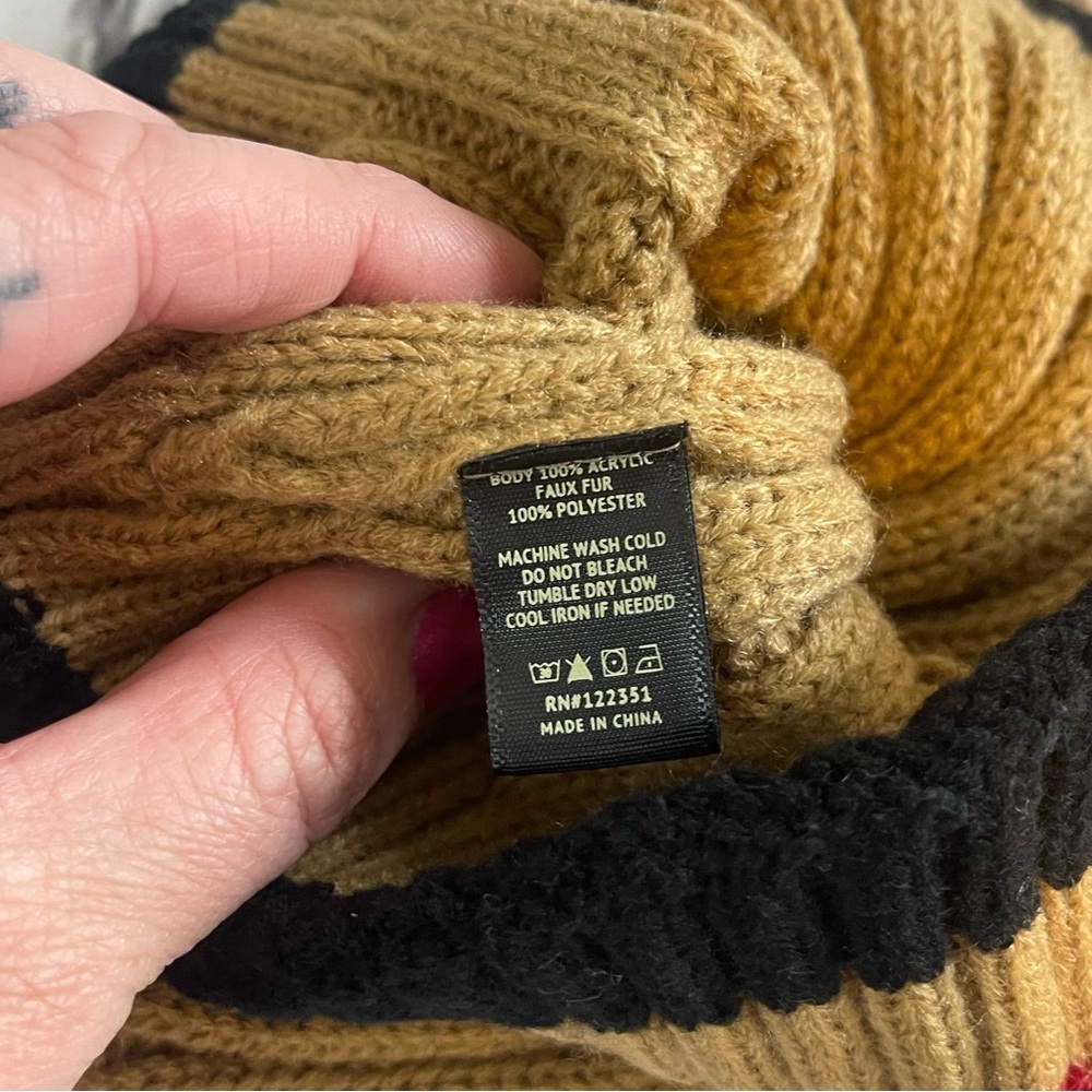 D&Y Rib Knit Beanie with Two Tone Cuff and Faux Fur Pom - Picture 3 of 5